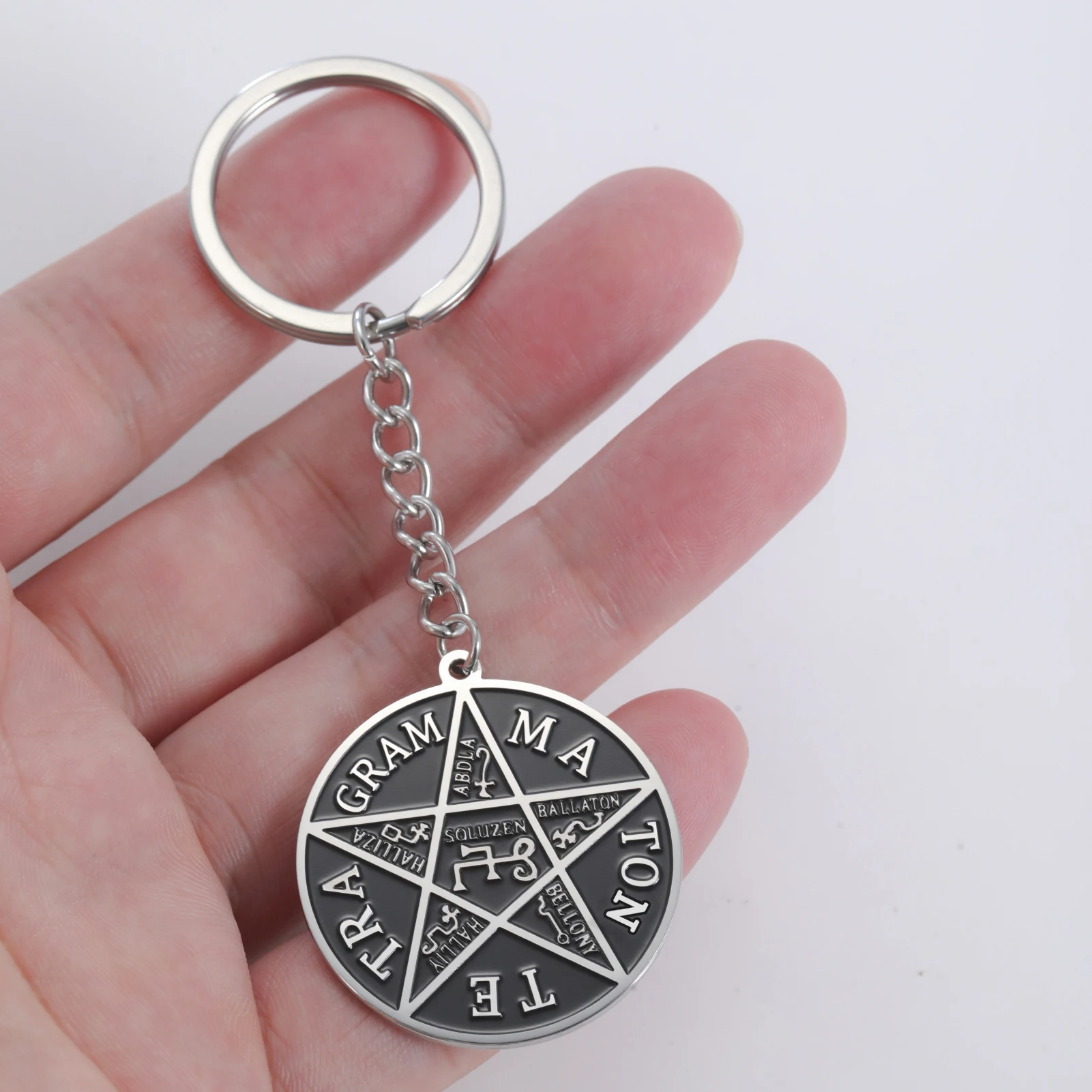 

Teamer Pentagram Of Solomon Pendant Keychain For Man Stainless Steel Vintage Amulet Tetragrammaton Keyring Accessories Gift