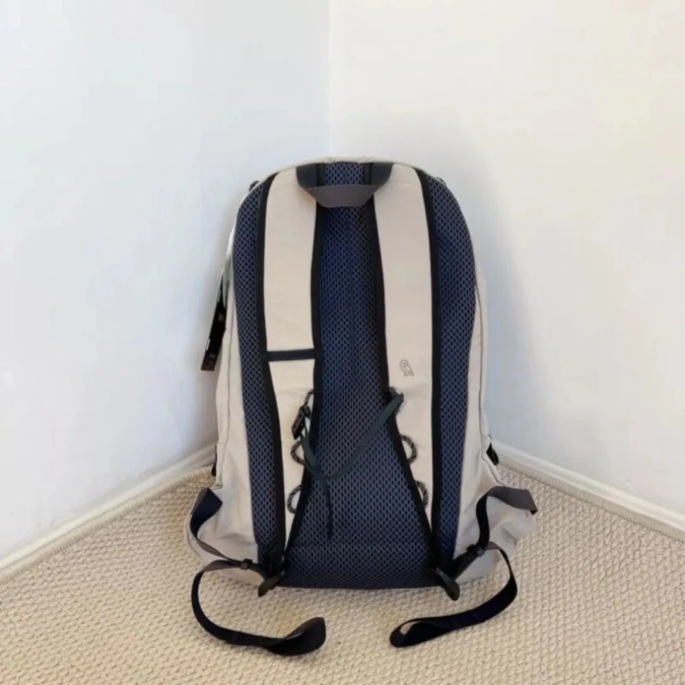 Lite Daypack 20L Practical Daypack Water Resistant Large Sport Shoulder Bag for Gym Fitness Commute Outing Men Women Backpack