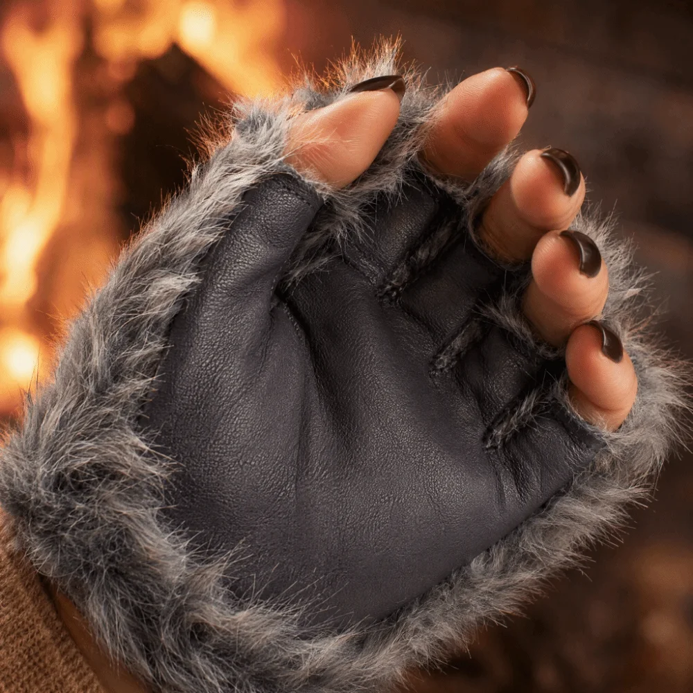 Material Werewolf Paw Mitten Fluffy Texture Hairy Halloween Costume Gloves Lolita Gray Color Cosplay Wolf Claws Halloween Party