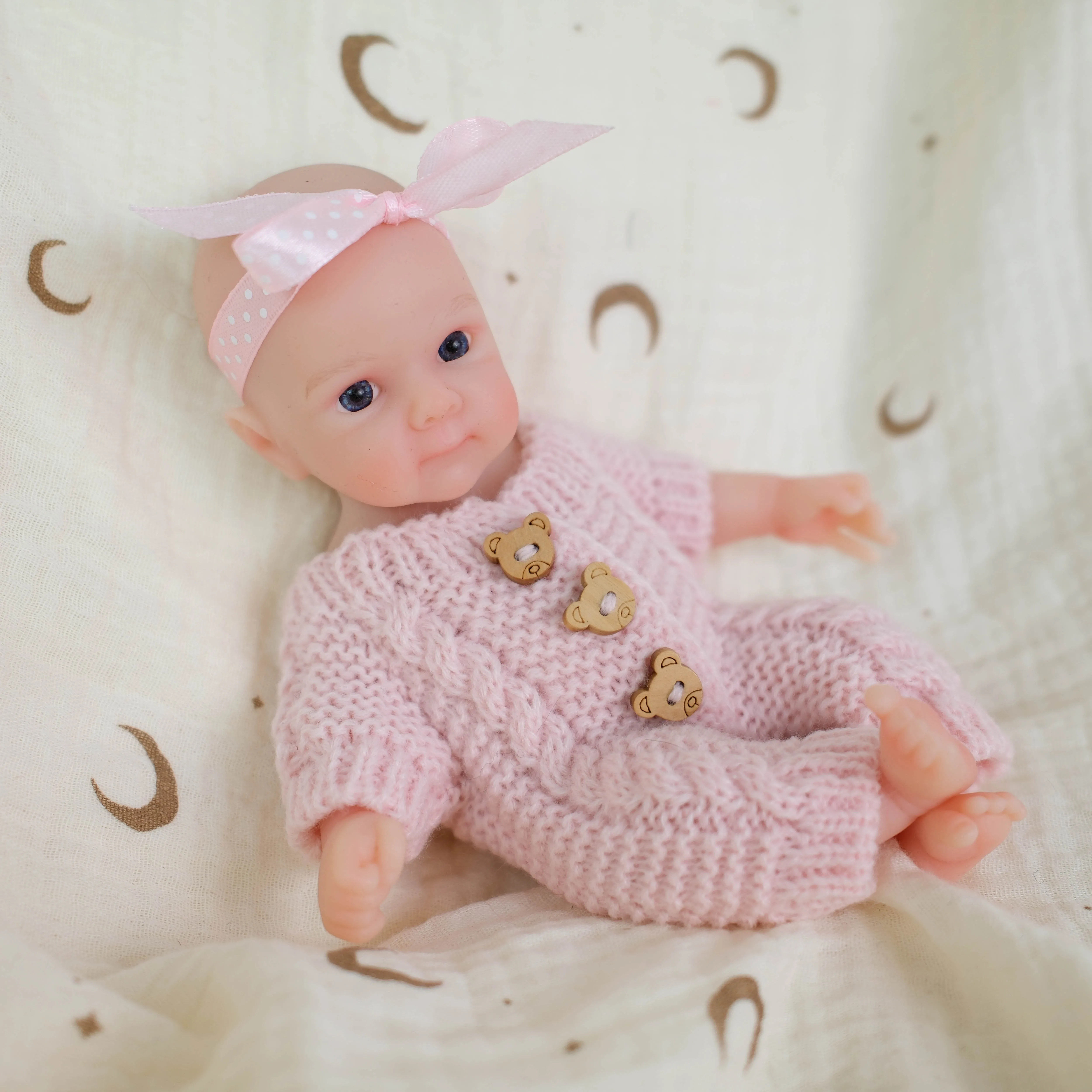 NPK 8''Super Soft Solid Platinum silicone Flexible Elastic Mini Handy Baby Gril Bettie Palm Reborn  Baby Doll