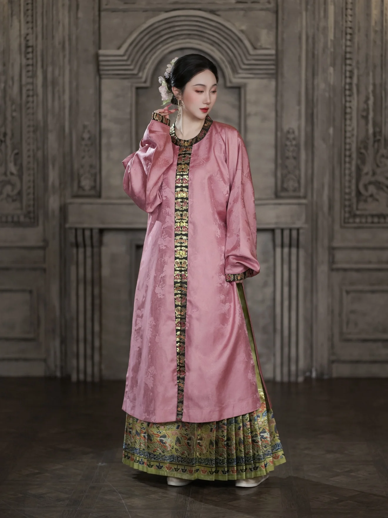 

Оригинальный дизайн, длинная круглая нашивка Ne Patch Sve Baggy Fit, традиционная женская одежда премиум-класса Hanfu из полиэфирного волокна