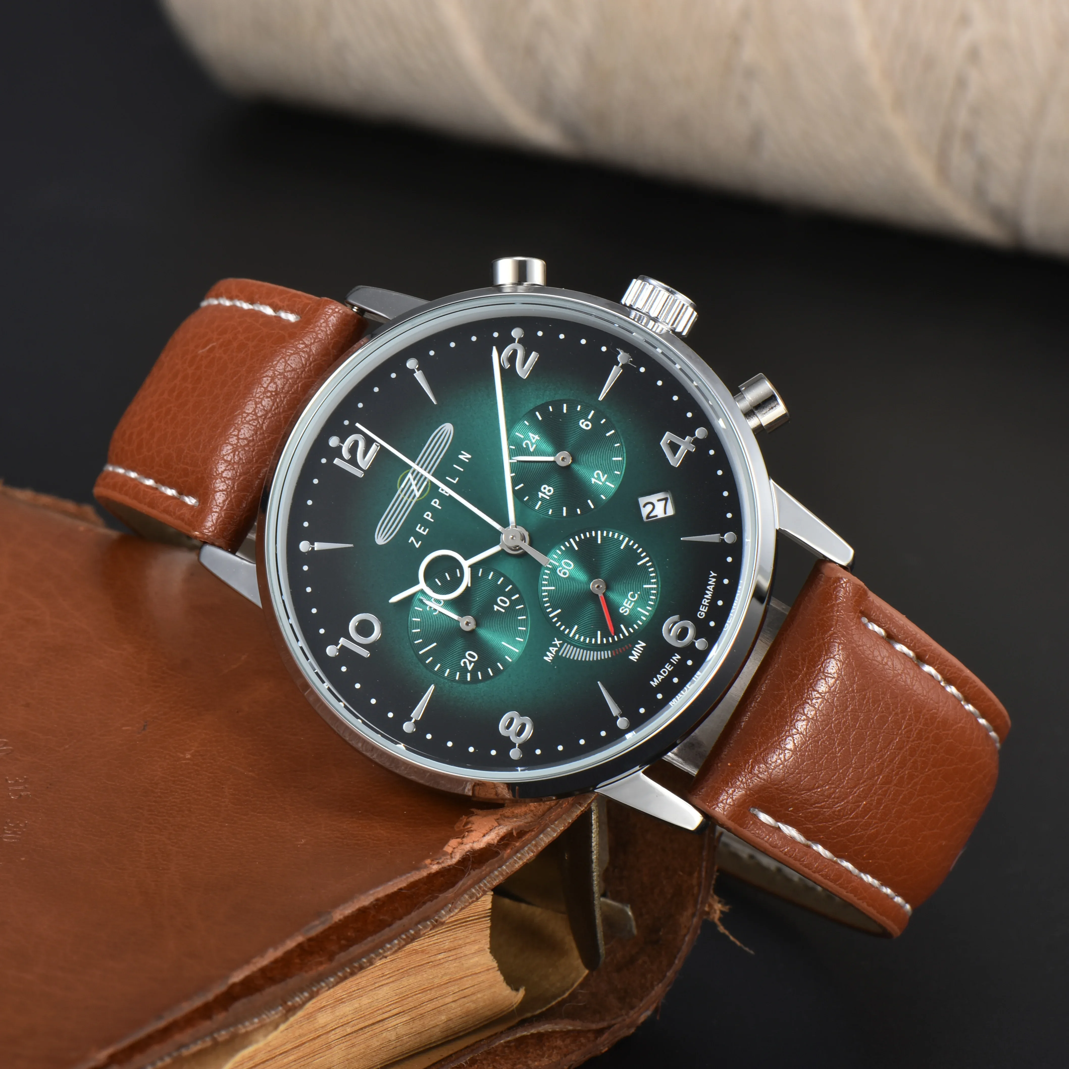 

Business Zeppelin Automatic Date Multifunctional Chronograph Hindenburg Series Top Leather Quartz Watch