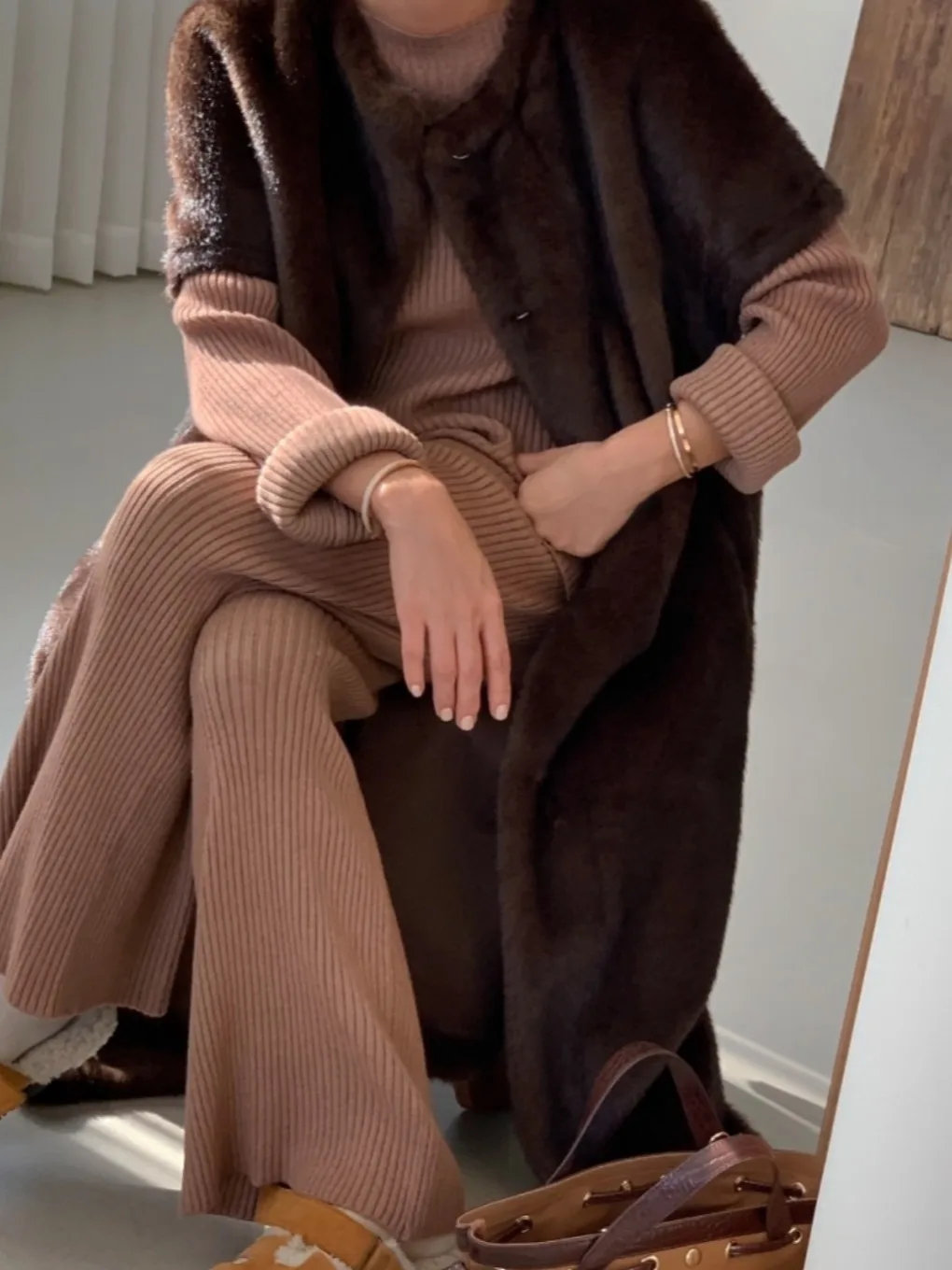 

Korean Sle Chic Women's Mid-Length Svel Coat Vintage Versatile Loose Fit Winter Faion Outerwear Fur Trimmed