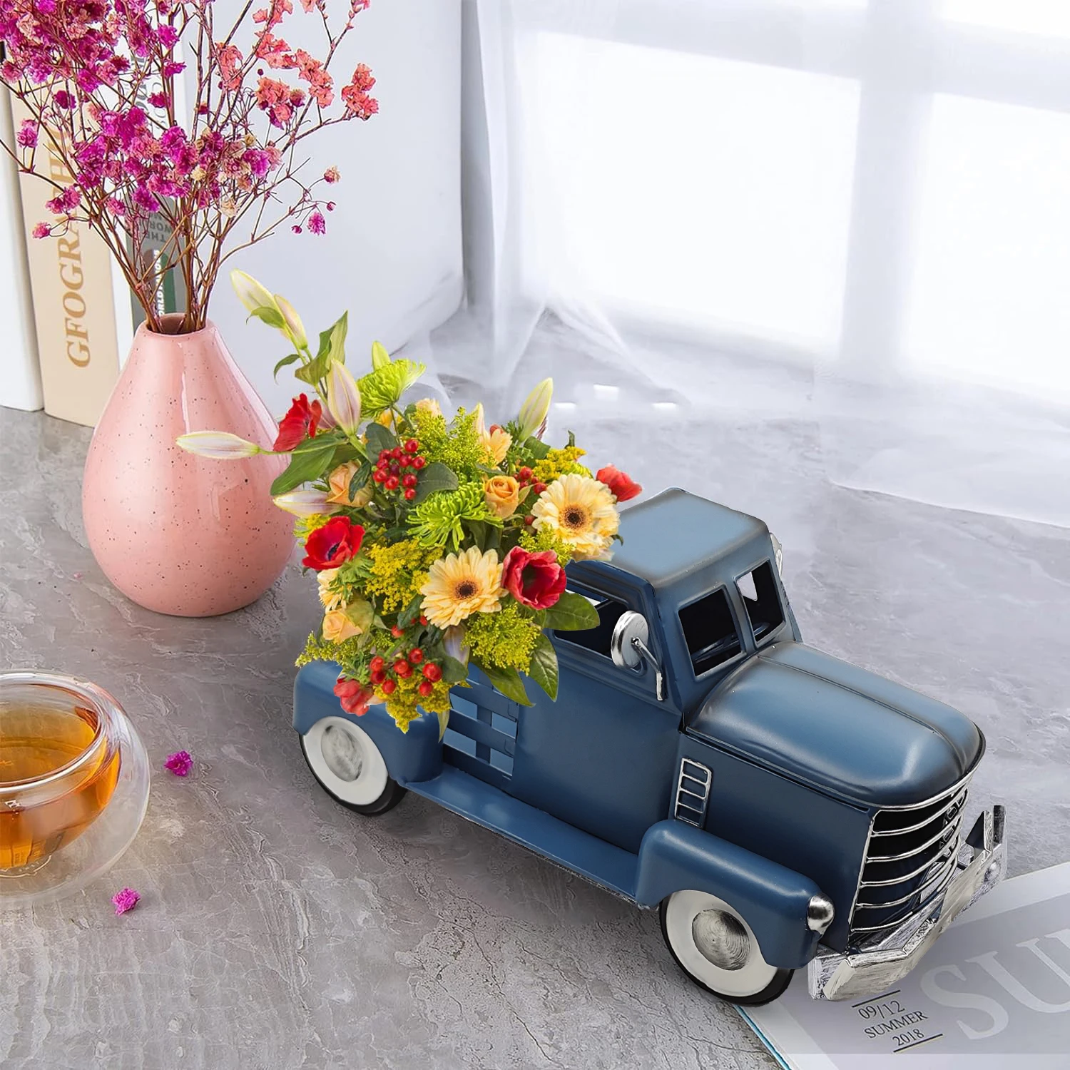 Vintage Truck Decoration, Car Gift Metal Cars, Wine Racks, Home Backyard Decoration, Table Decoration and Tabletop Storage