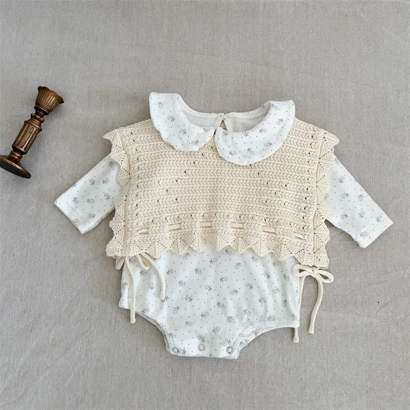 Girls Fashion Knitting Waistcoats Autumn Sweet Retro Vest Baby Straps Lacework Sleeveless Sweater Girls Small Fragrance Vests