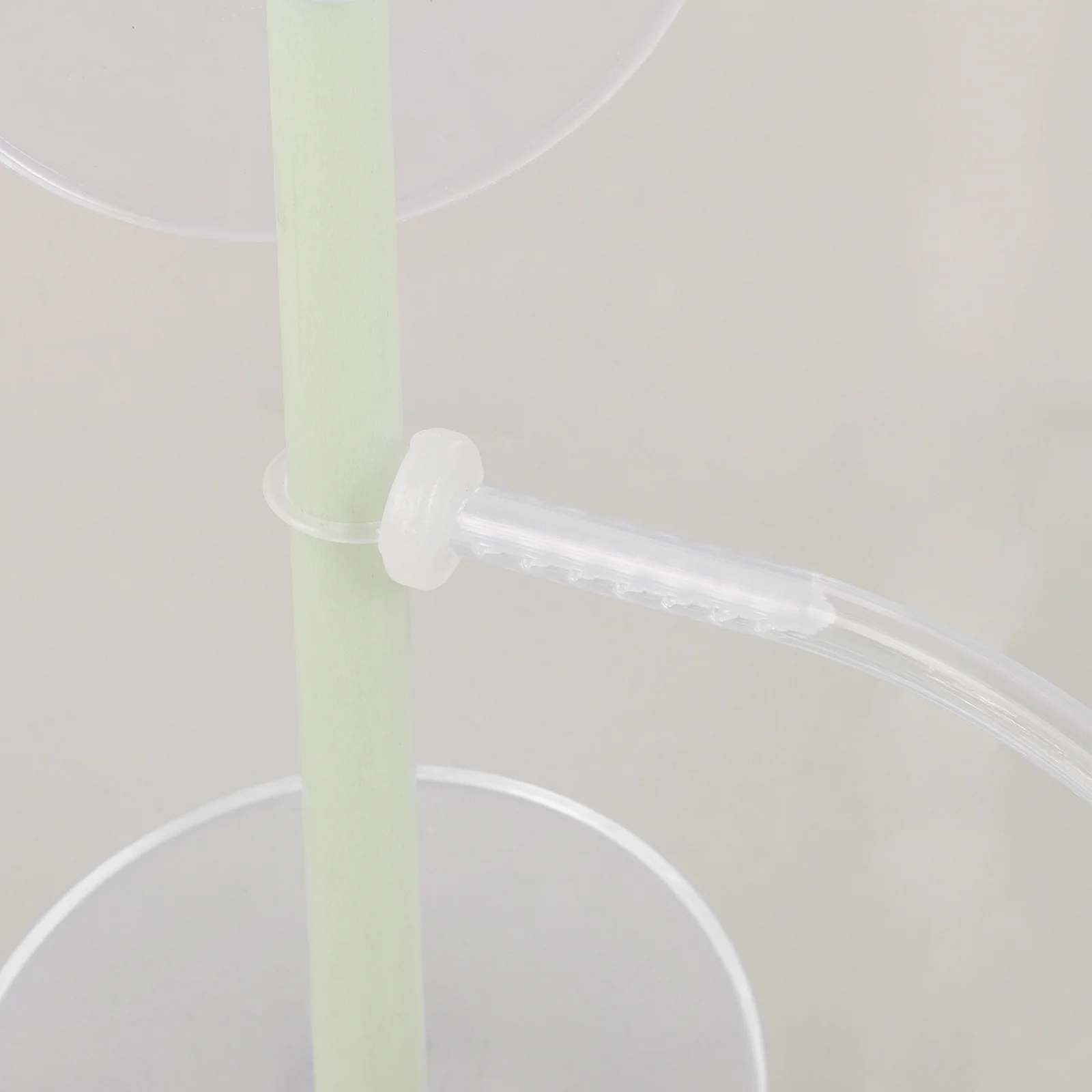 

1pcs Floating Plant For Aquarium Fish Feeding Fish Tank Feeding Ring Reusable Duckweed Ring Holder Tank Isolation Accessory