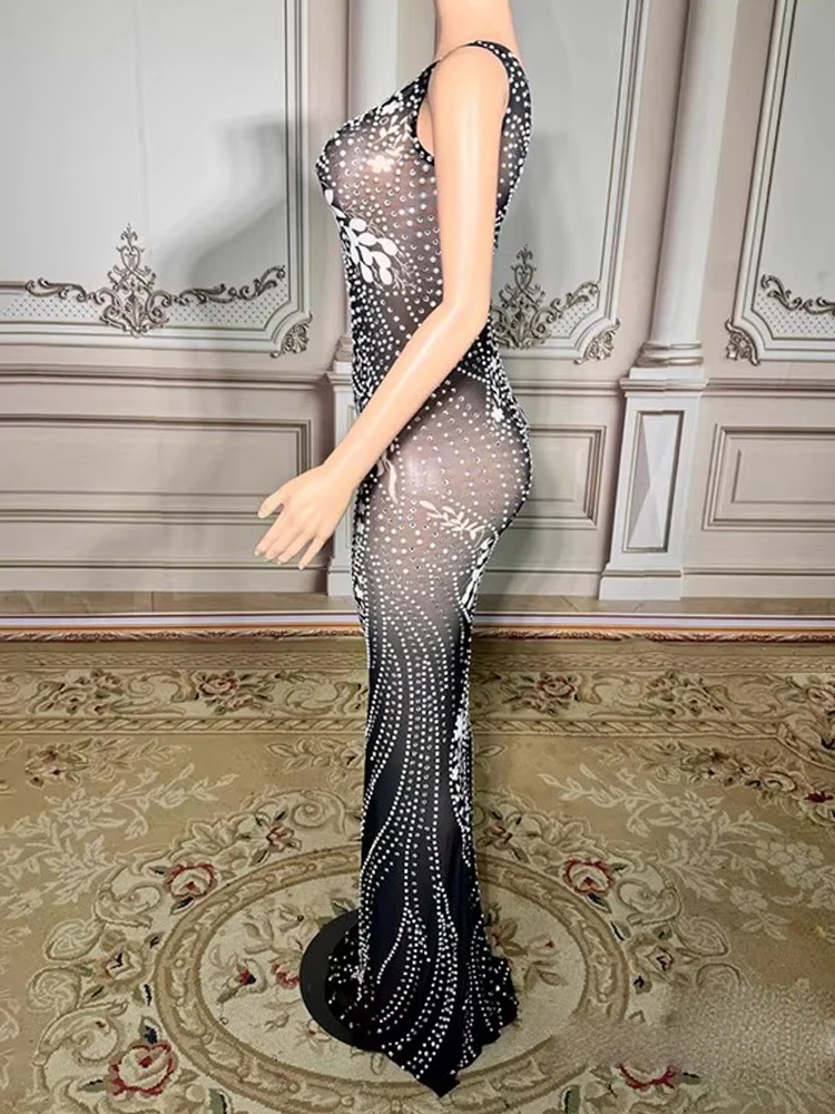 Robe élastique à épaules inclinées, strass de haute qualité, Sexy, nouvelle mode, vêtements personnalisés pour femmes, 2025