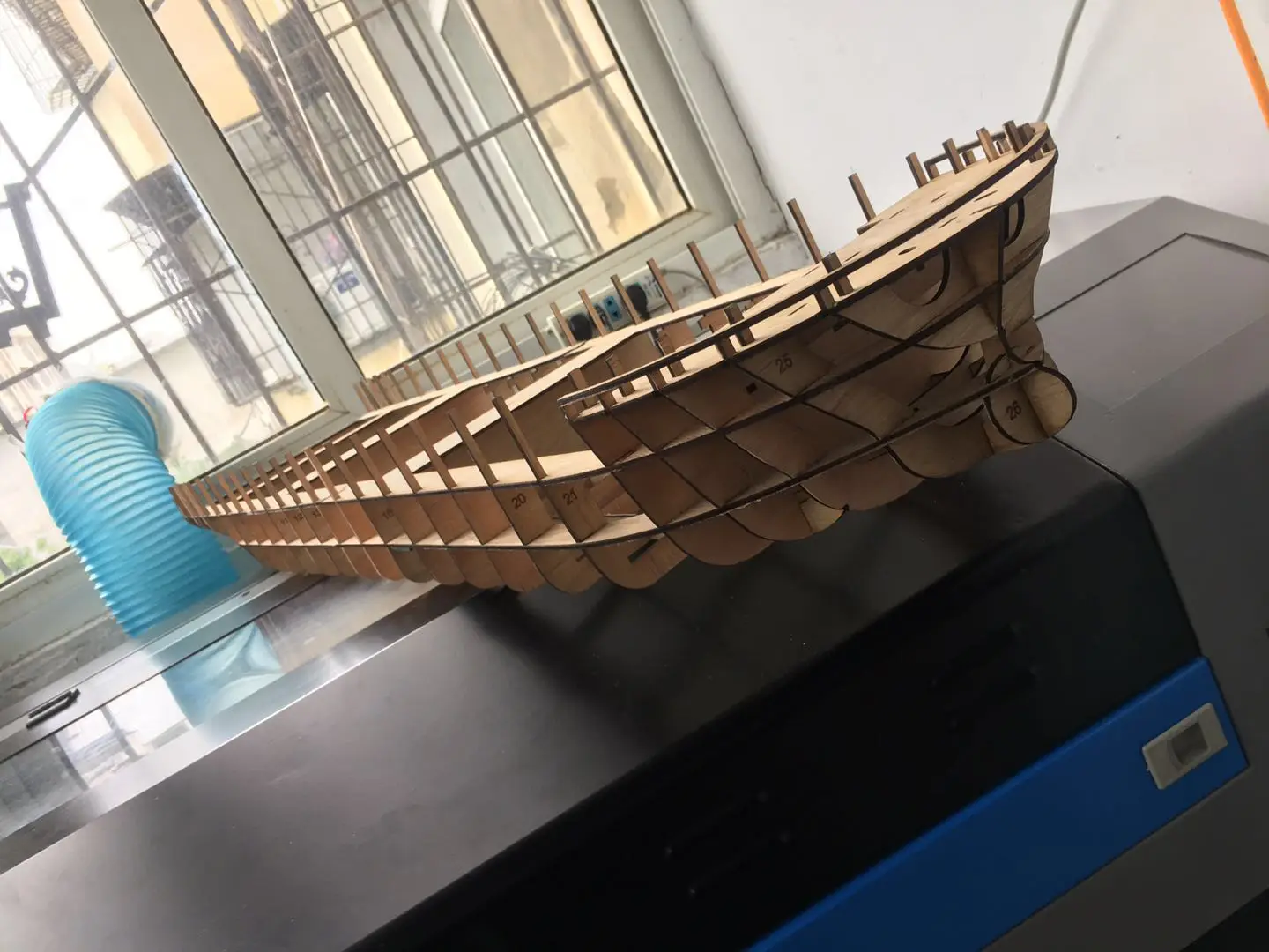 1/100 Remote Control Ship Model Offshore Deck Transport Ship DIY Simulation Ship Model with Motor Without Power System