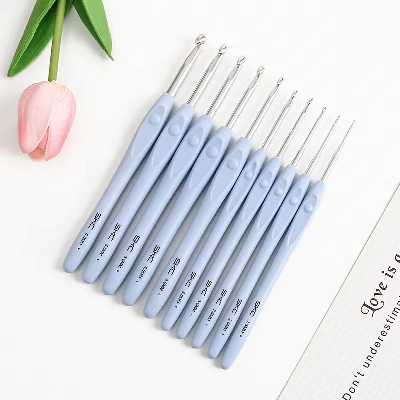 1pc 1,5-6mm Blau Häkelnadel Weichen Kunststoff Griff Aluminium Stricknadel für Frauen Erwachsene Kinder Kinder Anfänger