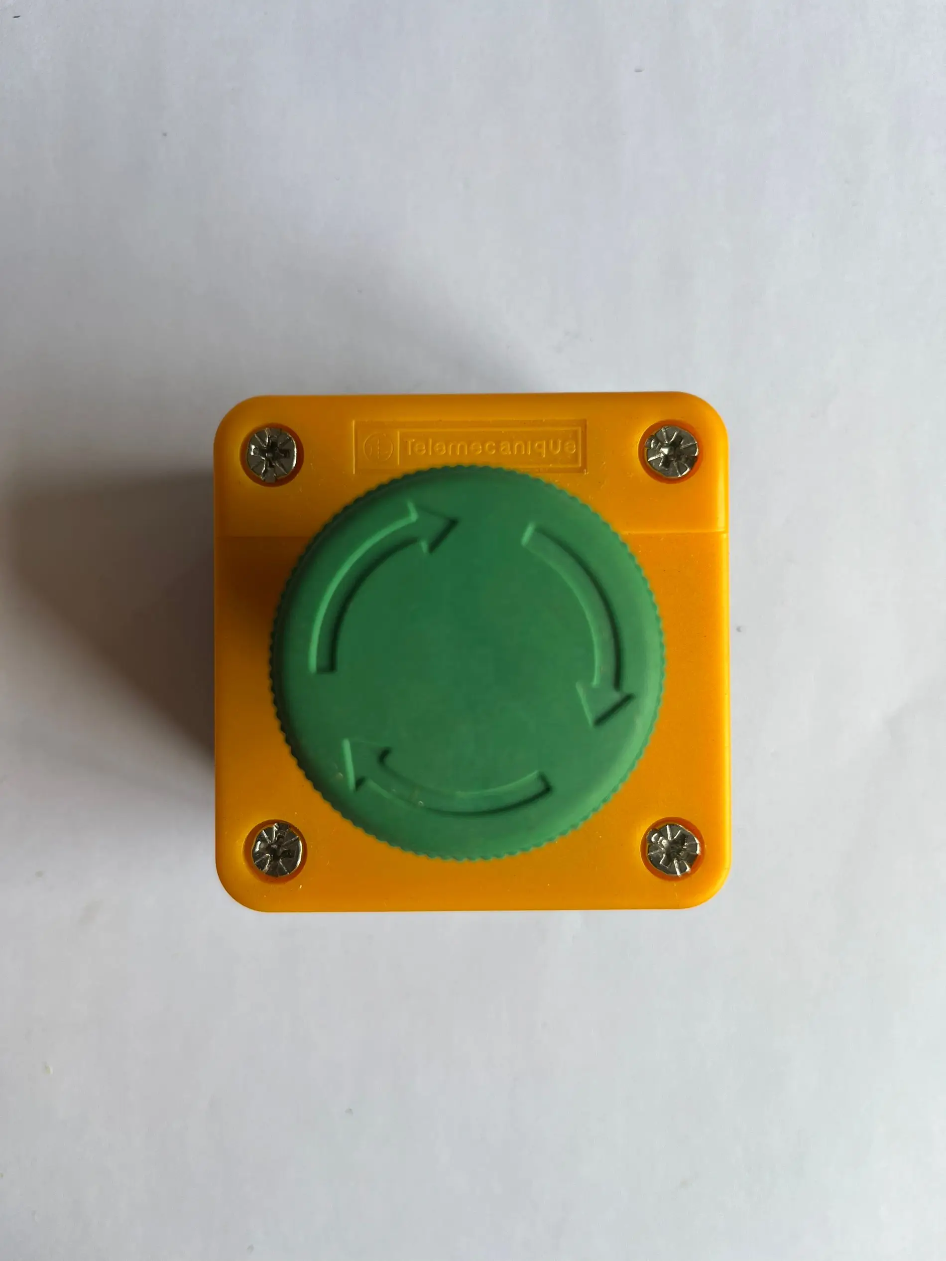 Waterproof Red Mushroom Head Emergency Stop Push Button Switch Control Station Box With Key Rotary Selector