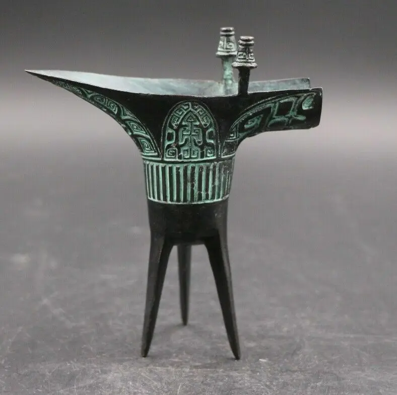 Chinese Antique Old Bronze Ware Dynasty High Legs Wine Pot Cup wineglass
