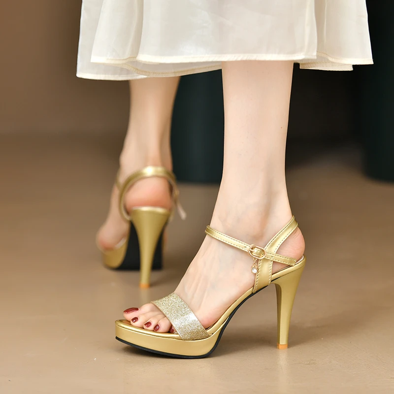 Summer new Korean style fashionable fish mouth buckle with high-heeled fashion sexy sequin Roman sandals for women