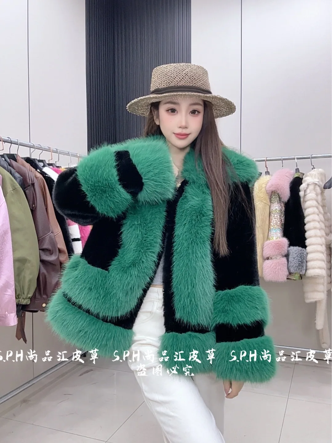 인조 모피 코트 여성용 2025 겨울 신상 모피 칼라 두꺼운 인조 모피 코트 투톤 블록 코트 중간 길이 플러피 재킷