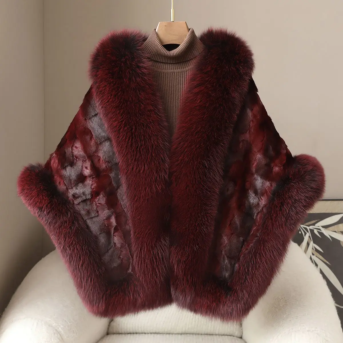 High Quality Autumn and Winter New Products Luxury Mink Fur Shawl 2025 Fox Fur Collar Mink Fur Coat for Women