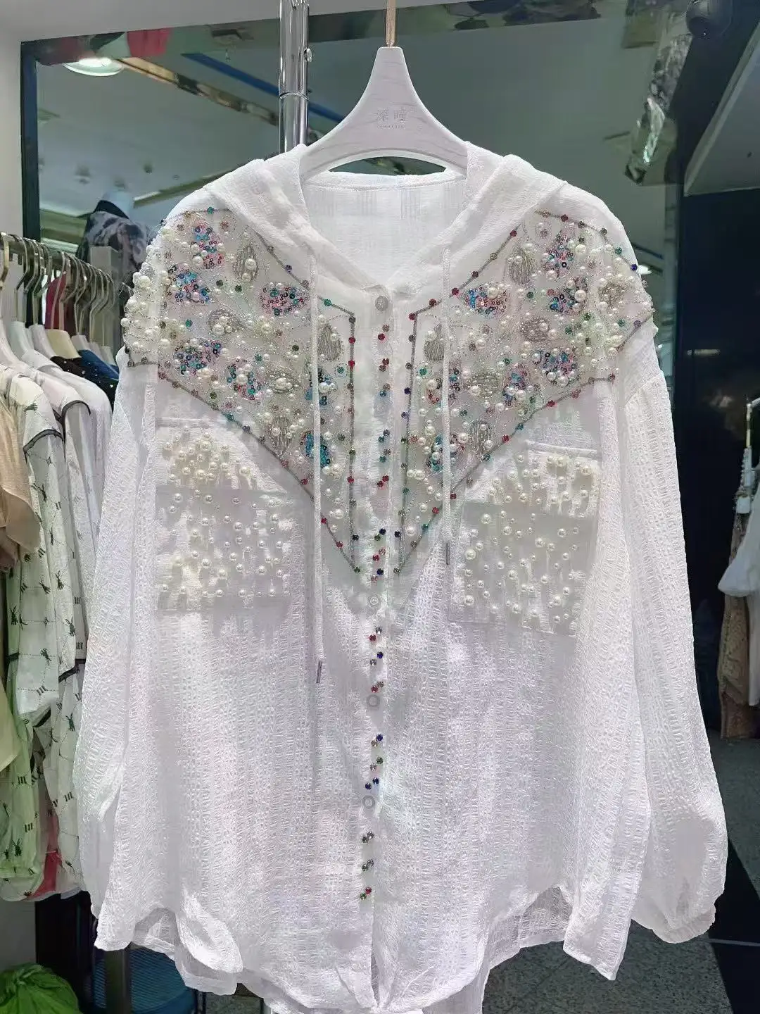 

Luxury Style Oversize Pearls Beades Sequins Embroidery Hooded Shirts Blouses Women's 2025 Spring Summer White Top Clothes
