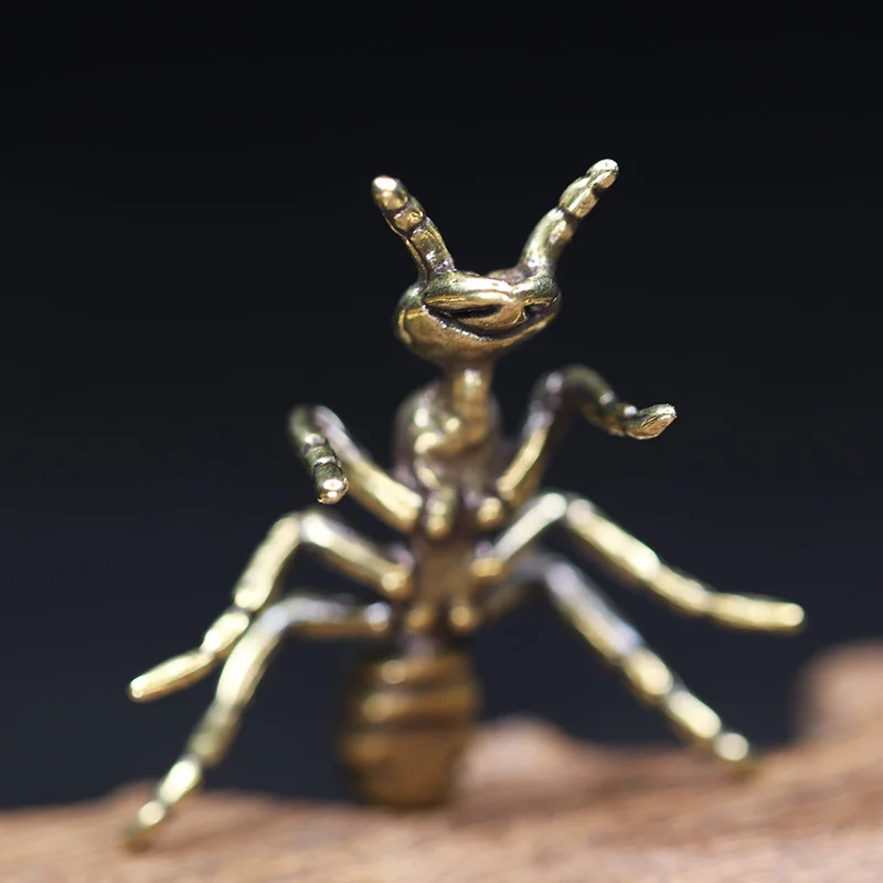 2024 New Pure Brass Ant Figurines Miniatures Simulation Insect Desktop Ornament Table Tea Pets Antique Copper Crafts Home Decors