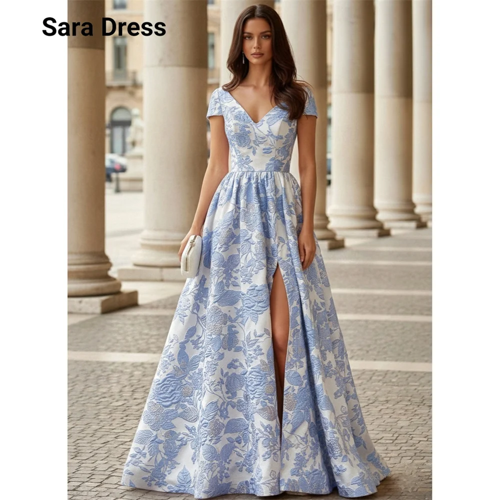 Sara Maßgeschneidertes A-Linien-Kleid in Himmelblau mit Seitenschlitz und V-Ausschnitt, Luxuriöses Elegantes Partykleid für Hochzeiten, Damen-Abendkleider 2026, Formelles Gala-Kleid