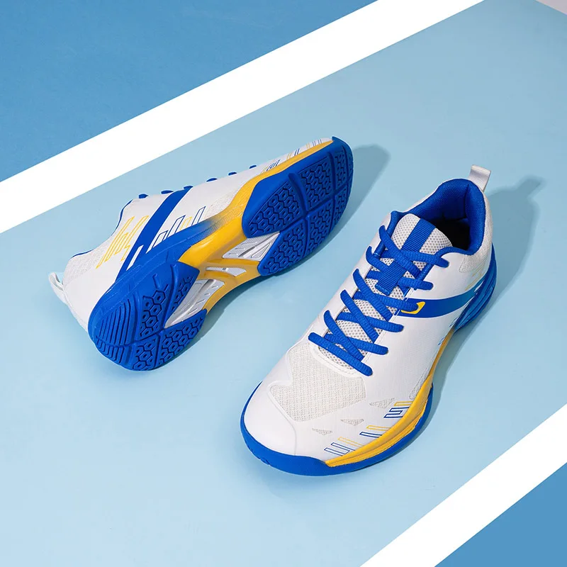 

New Breathable and Elastic Cushioned Tennis Shoes Lightweight Simple Comforta Fashiona Sports Shoes Sizes 35-45 for Men Women