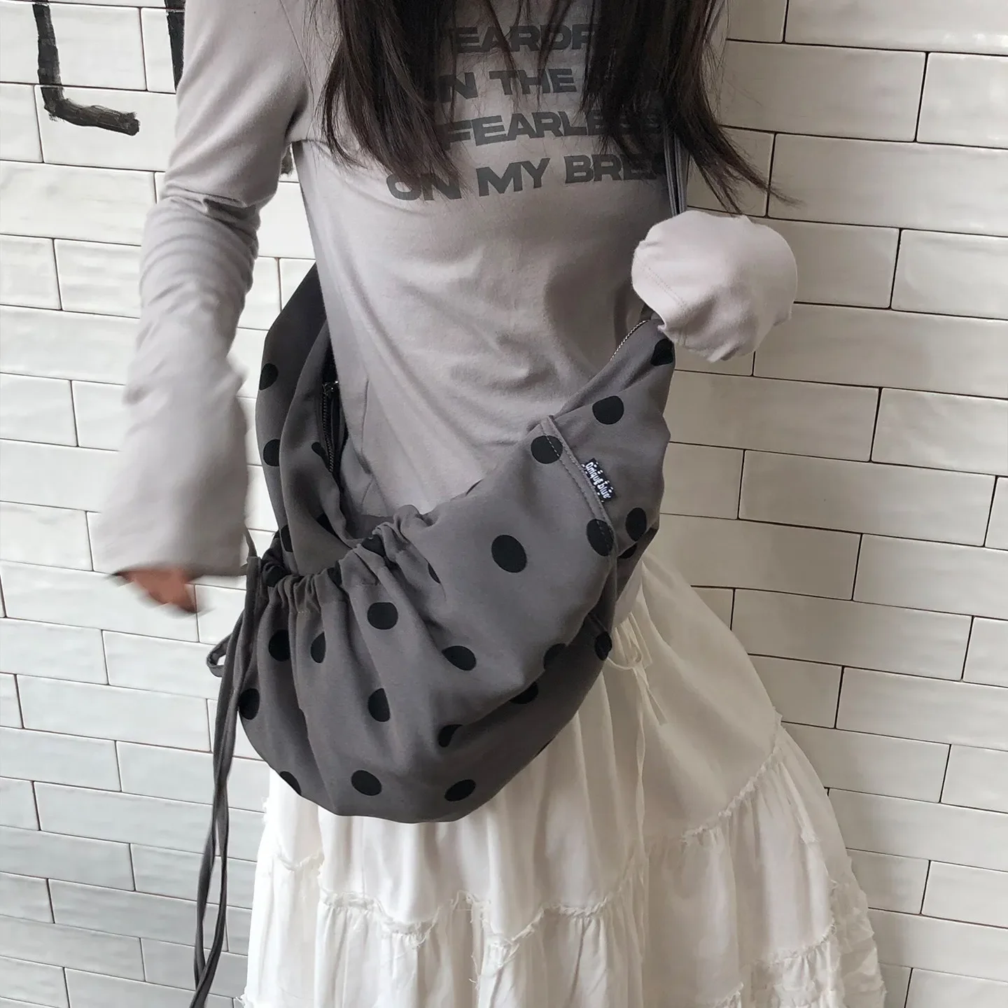 Korean Polka Dot Crossbody Dumpling Canvas Bag Women's Drawstring Pleated Large-capacity Corduroy Commuter Storage Bag