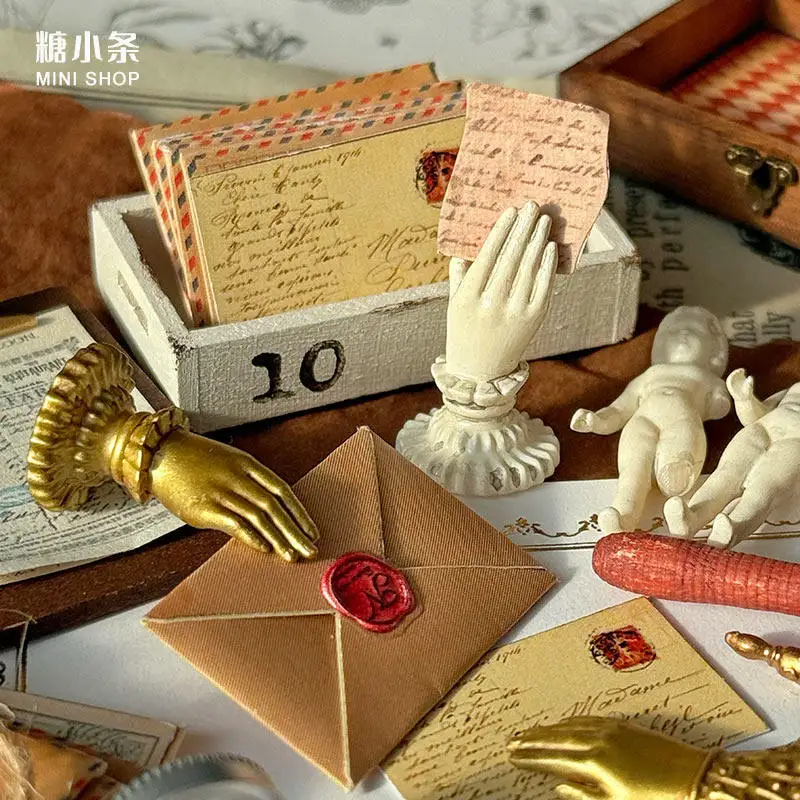 1:6 1:12 Mini Model Mebli do Domku dla Lalek Akcesoria Vintage Ręcznie Robione Zawieszki Zakładki do Książek Koperty Bjd Ob11 Gsc Blyth Żołnierz Lol Rekwizyt