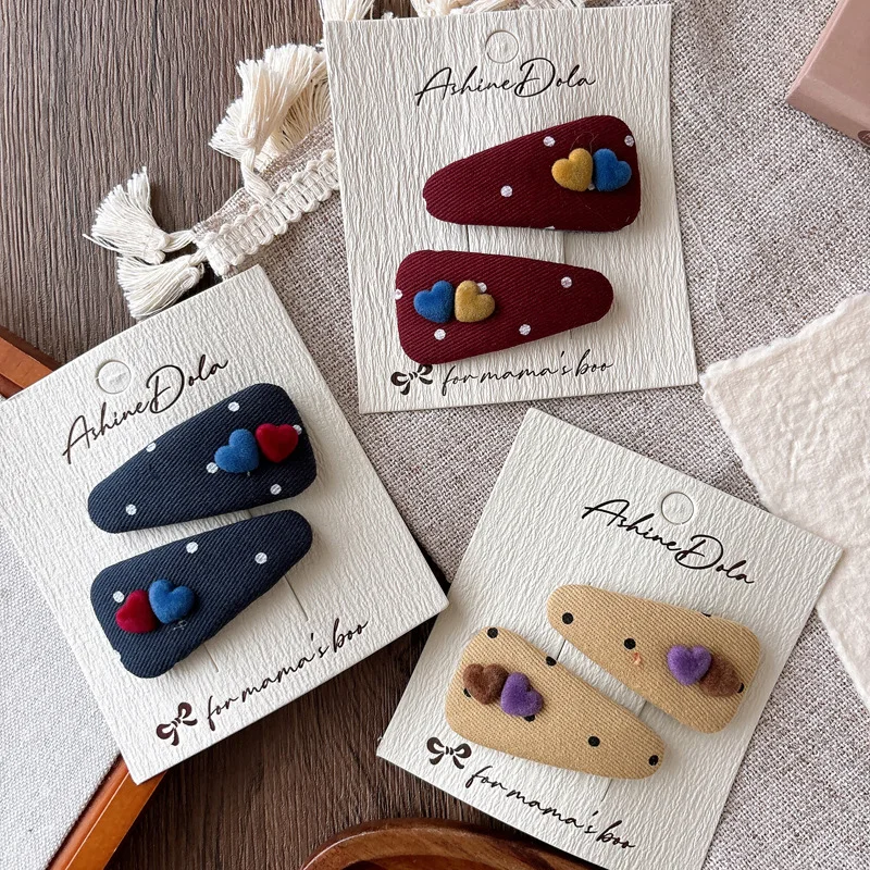 

Заколки для волос для девочек, 2 шт., корейские тканевые бархатные заколки в горошек с сердечками для малышей, боковая челка, очаровательные нескользящие аксессуары для волос