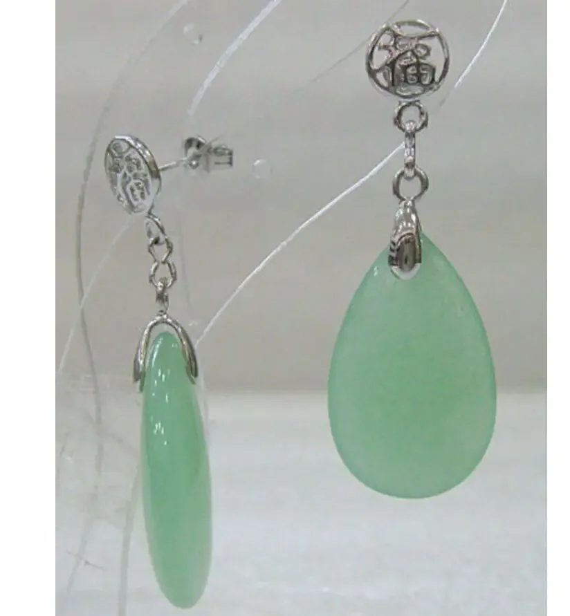 

Новые серьги-капли из натурального светло-зеленого красного нефрита