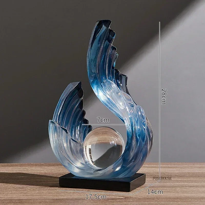 Small High-end Sculptures for Office Light Resin Decoration Statue European Creative Household Home Decor for Entrance