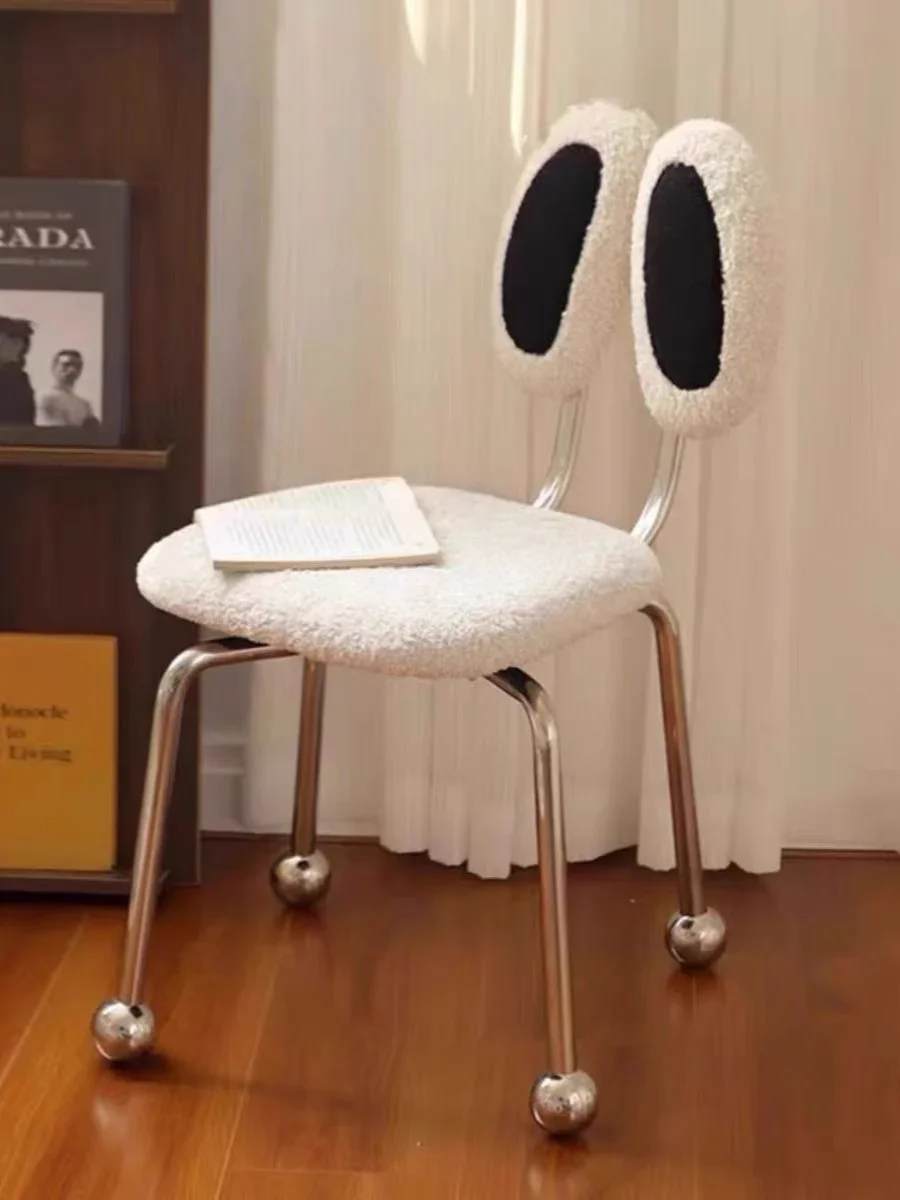 Used crab chair, swivel stool, bedroom dressing stool, study room, home cute children's room, dining table, cartoon chair