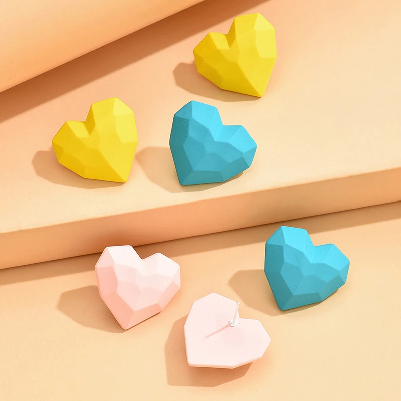 1Pair Vintage Cute Candy-colored Geometric Heart Earrings Faceted Heart Post Earrings For Women Fashion Jewelry Gift Accessories