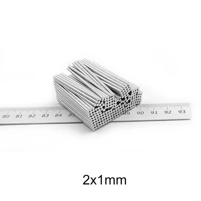 2x1 mm ronde magneet 2 mm x 1 mm voor thuiskoelkasten, kantoren DIY10x4mm kleine ronde magneet 2 * 1 mm