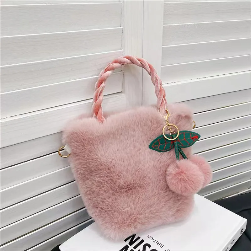 New Fashion Women Handbags Winter Furry Ladies Soft Plush Clutch Purse Shoulder Bags Fashion Female Cherry Pendant Messenger Bag