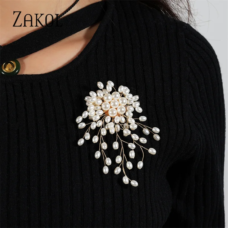 ZAKOL Temperament Imitation Pearl Flower Brooch Korea Fashion Women's Pin Corsage Dress Suit Wedding Jewelry Accessories