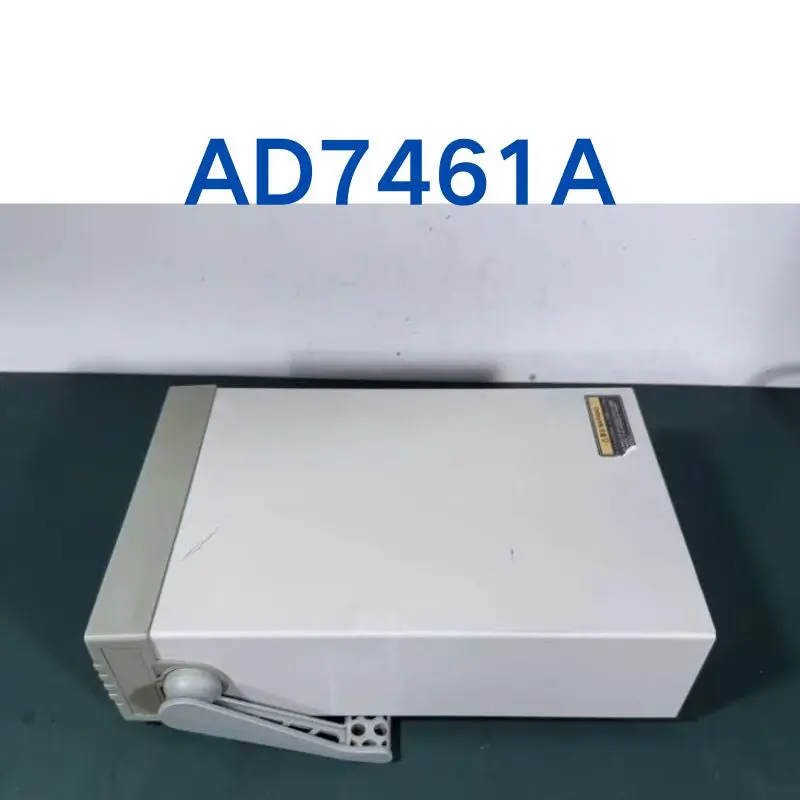

Б/у настольный мультиметр AD7461A с шестью с половиной разрядами, проверен, исправен, быстрая доставка.
