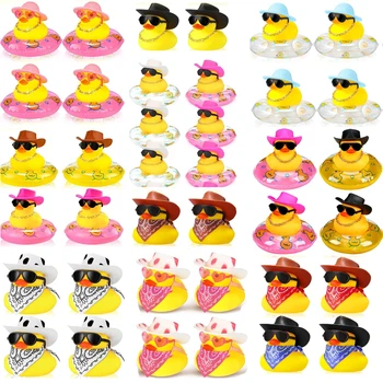 6 ensembles de canards de Cowboy en caoutchouc avec chapeau et écharpe, Mini canards en caoutchouc, jouets de fête, douche, anniversaire, natation, cadeaux de fête