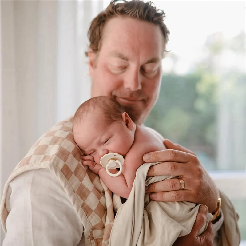 AS96-الطفل المطاط الطبيعي (6-18) زهرة فائقة النعومة من اللاتكس الطبيعي تقليد حليب الثدي النوم حديثي الولادة