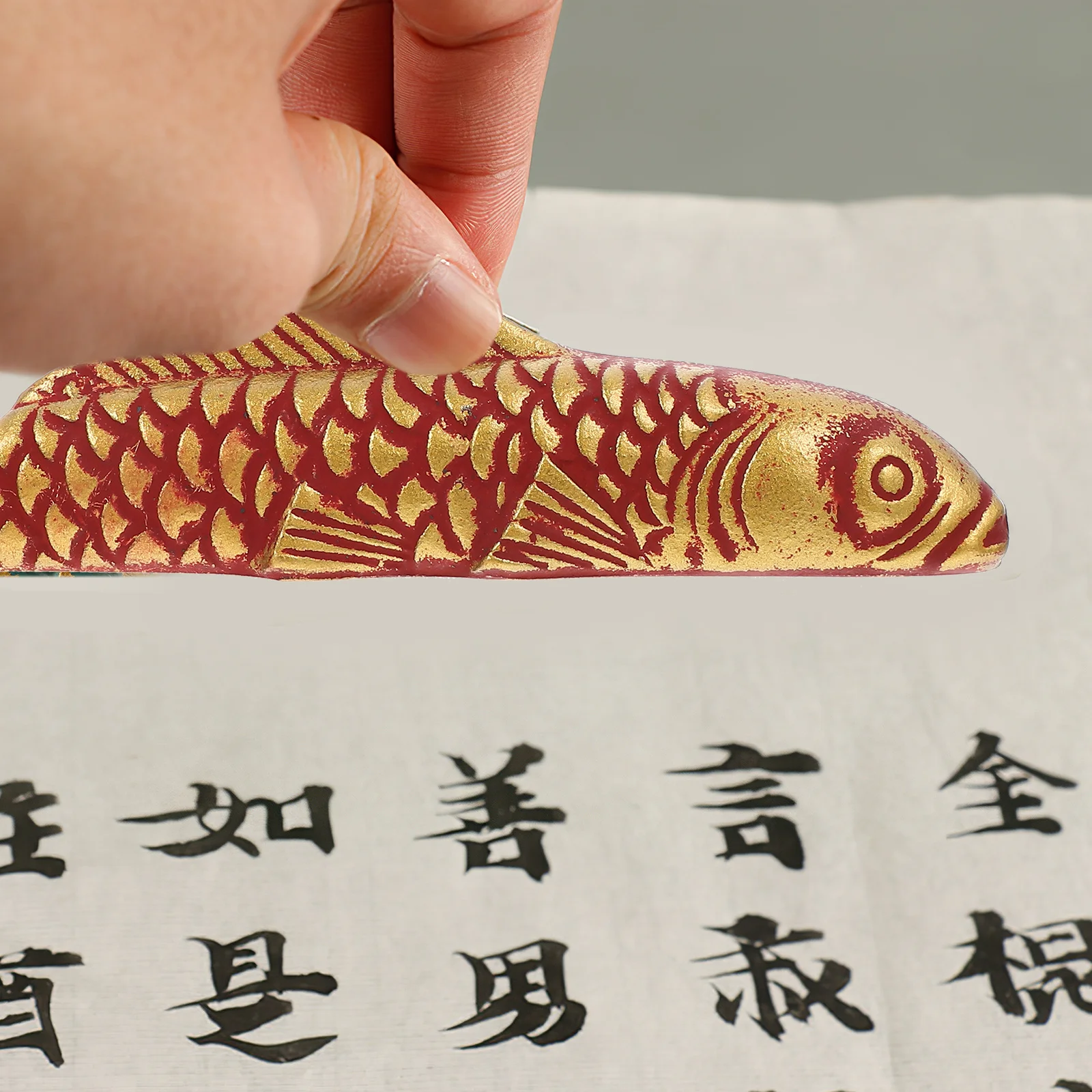 

Chinese Calligraphy Paperweight Cast Iron Carp Design Heavy Duty Paper Weight for Holding Documents Flat Decorative Office Desk