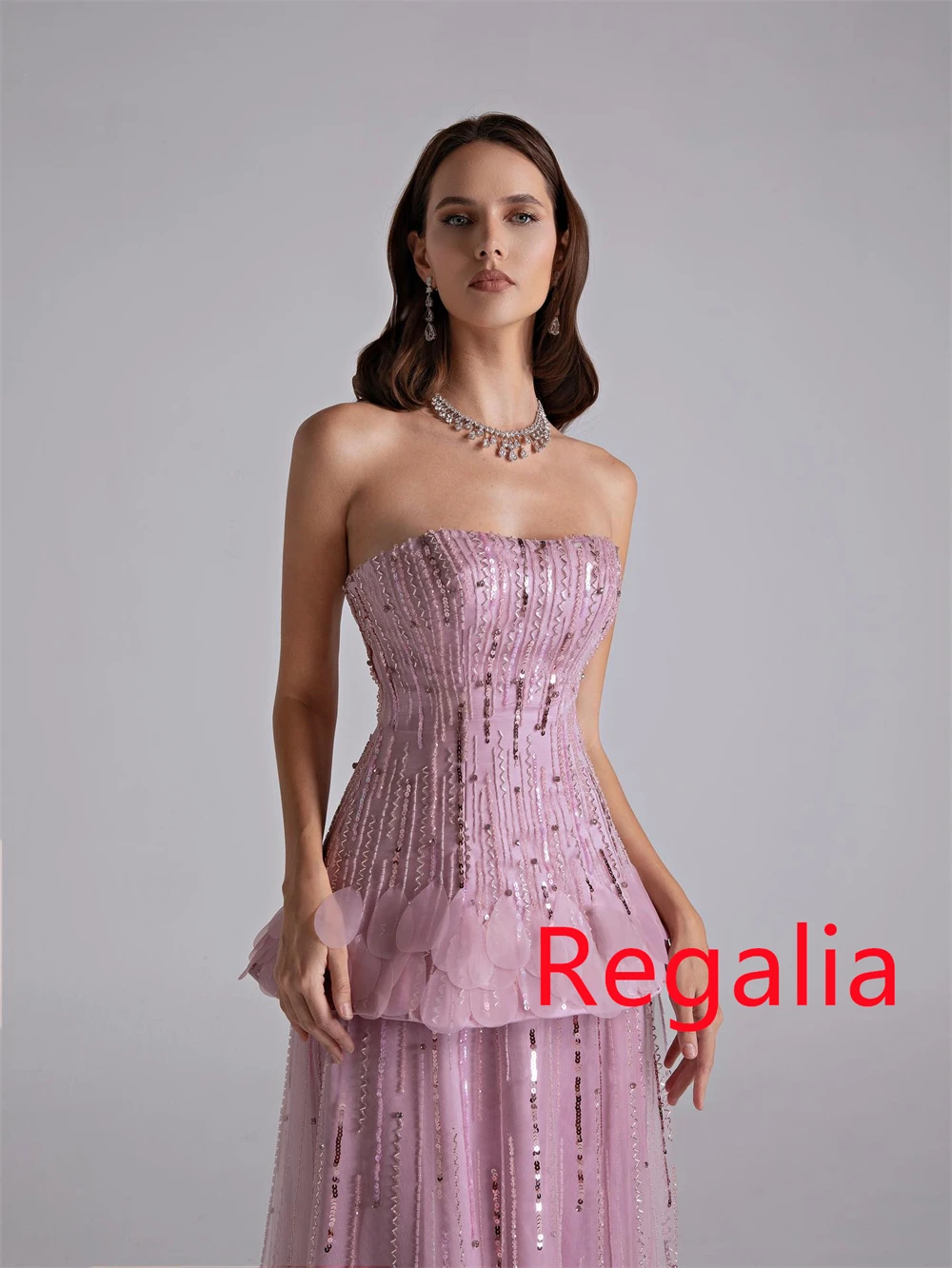 

Изысканное вечернее платье из тюля по индивидуальному заказу, высококачественные платья для выпускного вечера без рукавов, современные платья со шлейфом для особых случаев