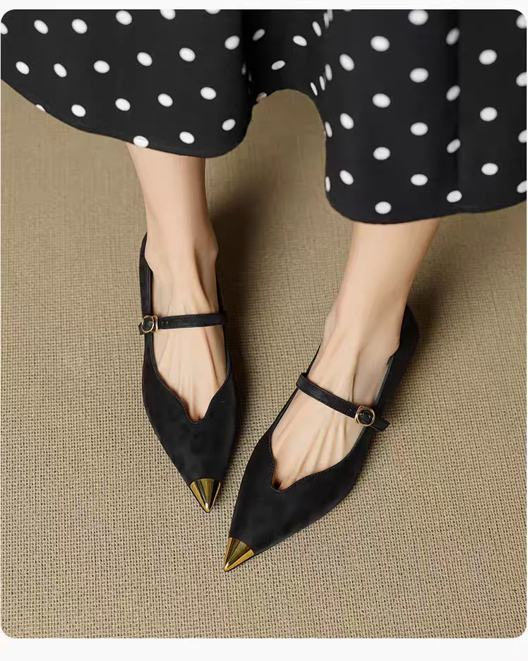 French-style Commuting Leopard Print Slimming Pointed V-cut Flats, Elegant 4.5cm Low-heel Mary Jane Shoes with A Strap view 6