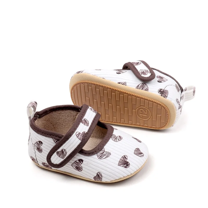 영유아 여아 메리 제인 플랫, 클래식 하트 프린트 공주 원피스 신발, 미끄럼 방지 신생아 침대 신발
