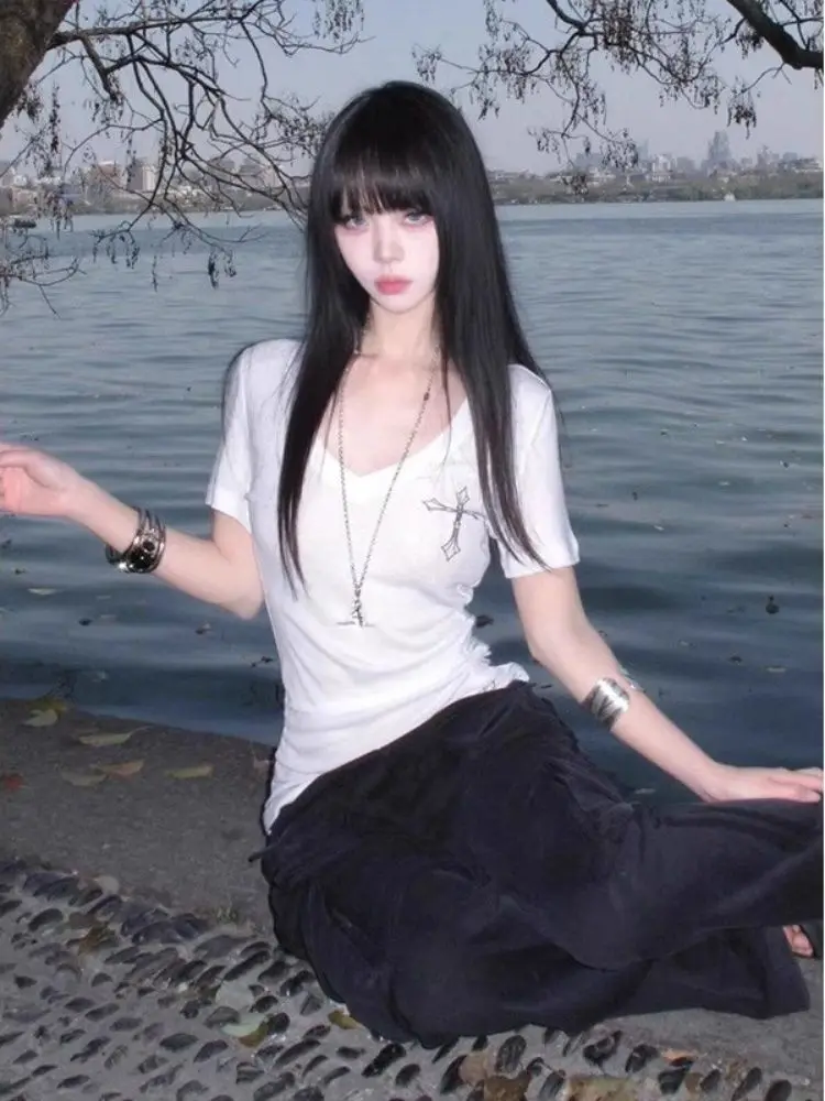 Tawaaiw Gothic Vคอกราฟิกเสื้อT 2000Sเสื้อผ้าY2kสีขาวเกาหลีแฟชั่นฤดูร้อนเสื้อแขนสั้นเสื้อยืดTeesหญิง
