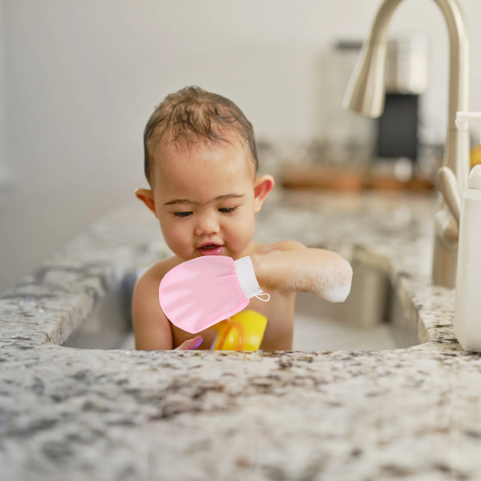 

2Pcs Bath Mitts Skin Cleaning Supplies Exfoliating Gloves for Women Men Smooth Artificial Fiber Material Easy Wear Compact