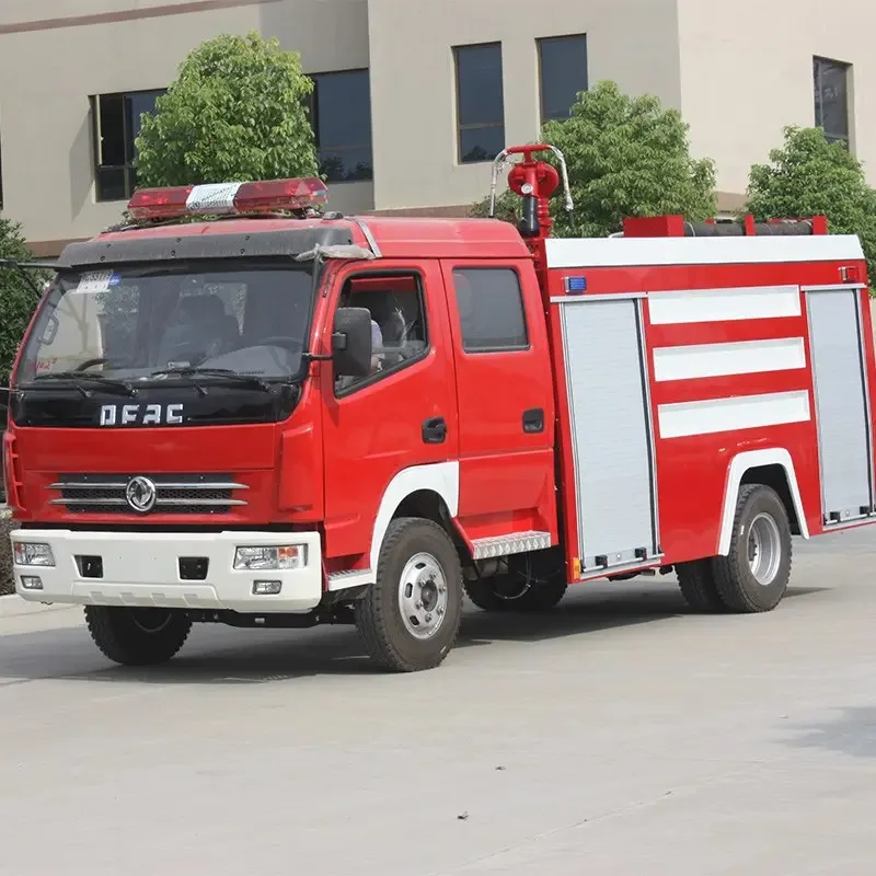 Dongfeng 4*2 Fire Fighting Truck 500cbm Water Fire Truck With 2+3 Passenger Capacity For Rescue