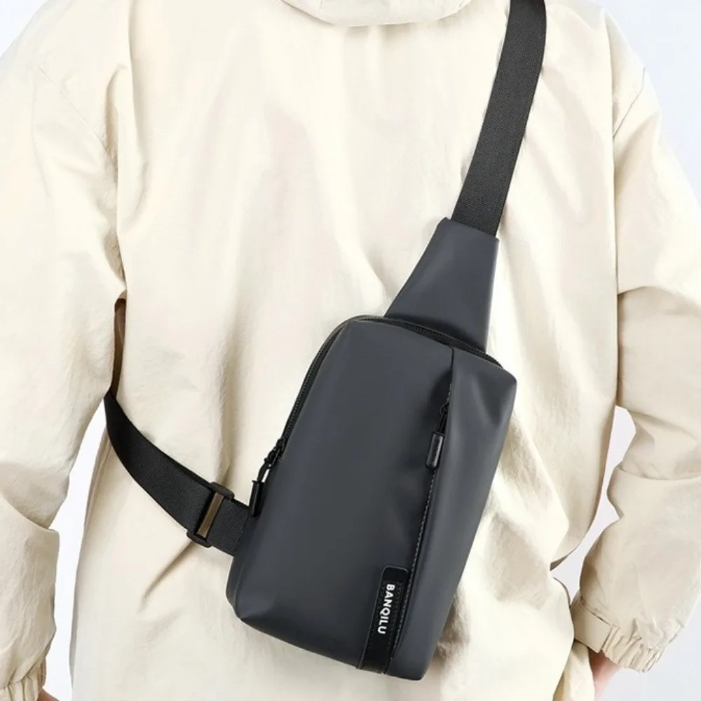 

Anti Splash Men's Chest Bag Large Capacity Multifunctional Oxford Sling Shoulder Bag Adjustable Strap Solid Color