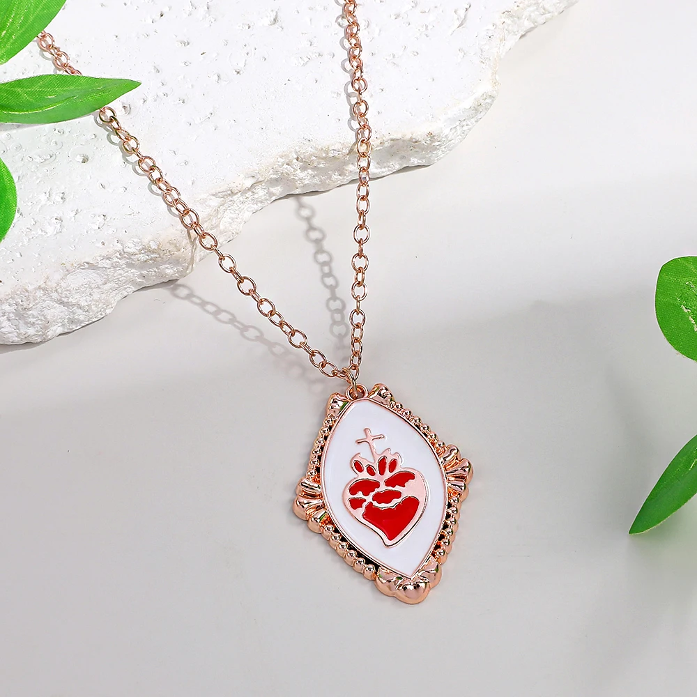 retro Heart of Sacred Pendant Necklace Rose Gold Enamel personalized religious style collarbone chain accessory Gift for Women