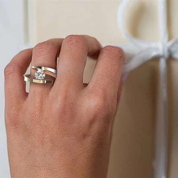 Hot Selling S925 Sterling Silver Ring With Diamond Encrusted Zircon 18K Gold Plated Color Separation Engagement Ring For Lovers