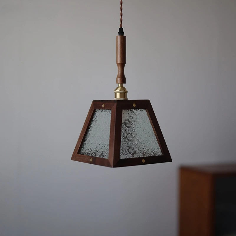 European Vintage Wooden Glass Pendant Lights Retro Bar Counter Restaurant Bedsides Homestay Interior Elegant Ceiling Chandeliers