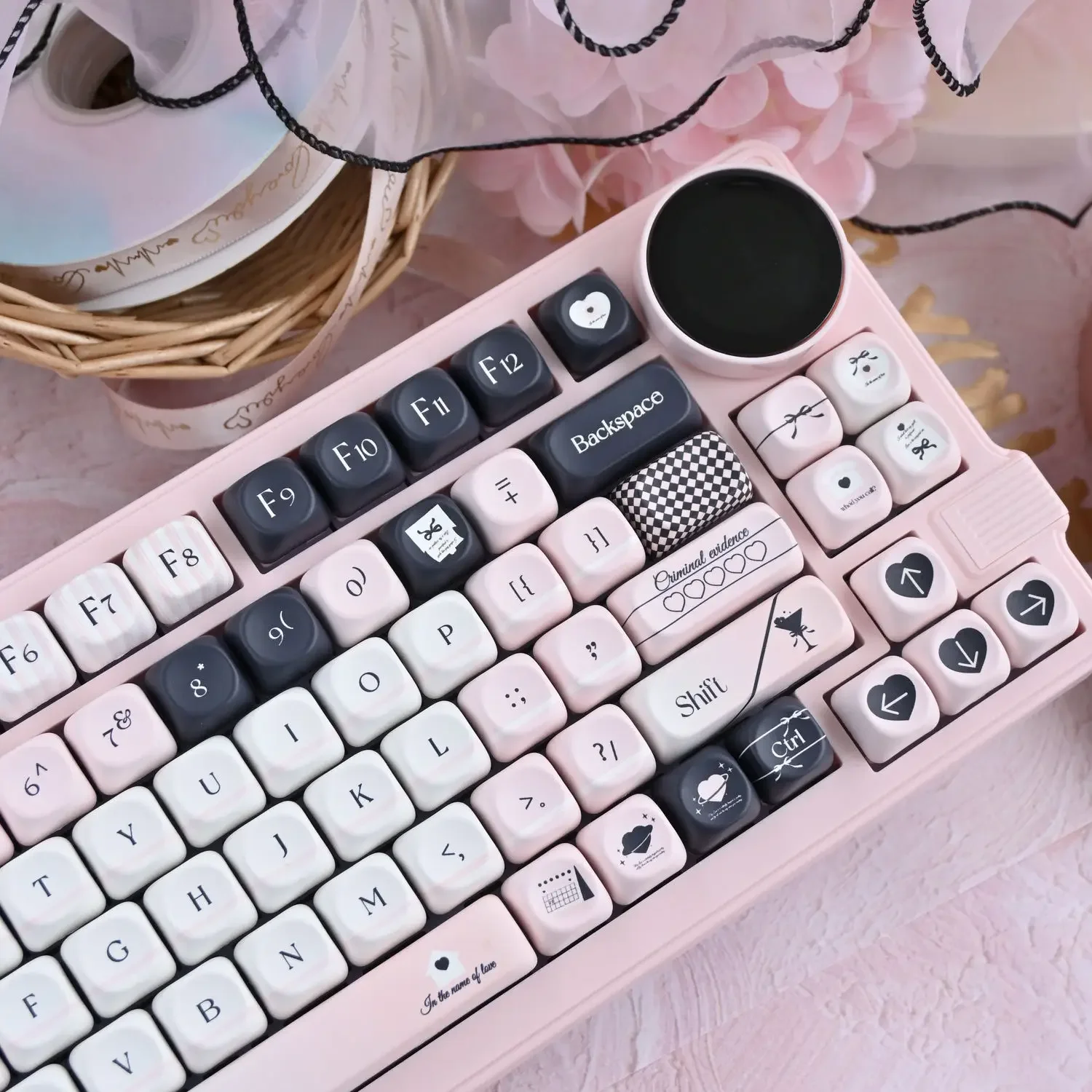 

MOA Keycap PBT 118 Keys Thermal Sublimation Maiden Black & White for 60/64/84/98/108 Gaming Mechanical Keyboard MX Switch