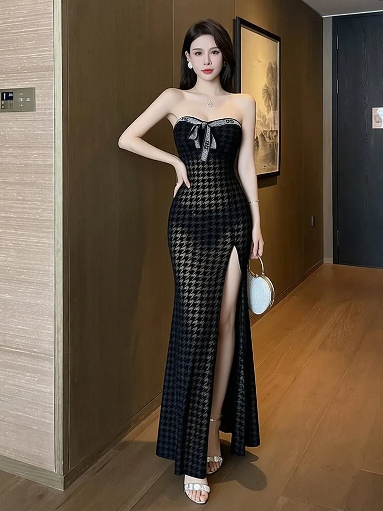 Sexy Slim Fit Long Dress with High Slit And Polka Dot Pattern Women's Strapless Bodycon Gown Perfect for Parties And Evenings