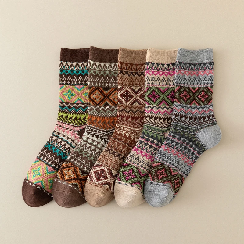 

Womens cotton Socks Autumn and Winter Warm Socks Thick Knit Cabin Cozy Crew Soft Socks Gifts for Women Colorful Fashion