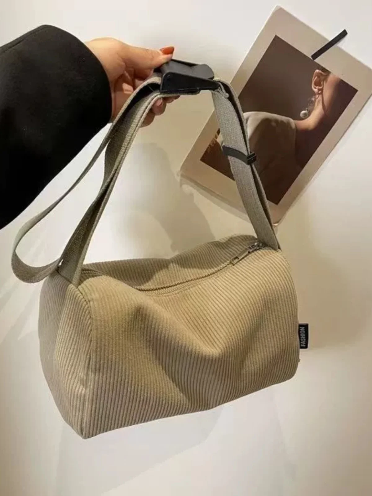 2024 Spring New Women\'s Single Shoulder Crossbody Bag High End Commuting Canvas Pillow Bags Fashion Casual Female Handbag